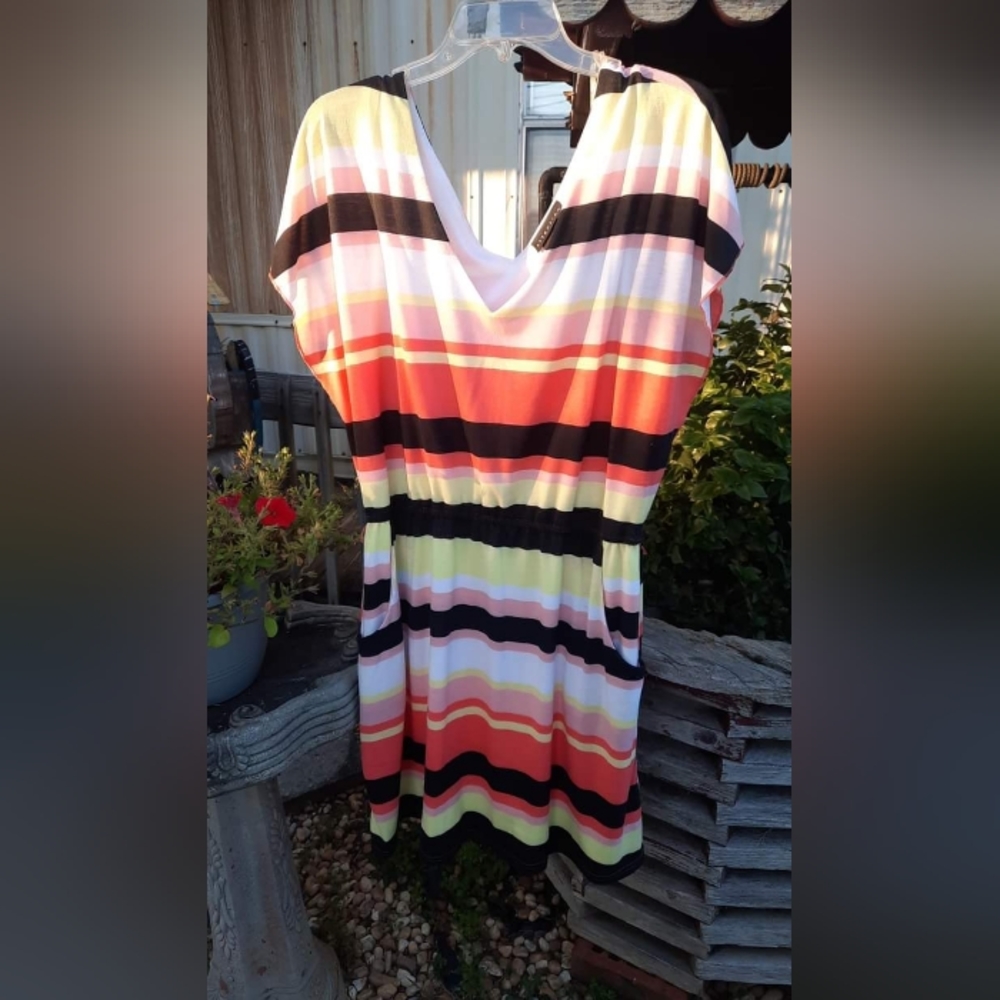 Attention dress XL